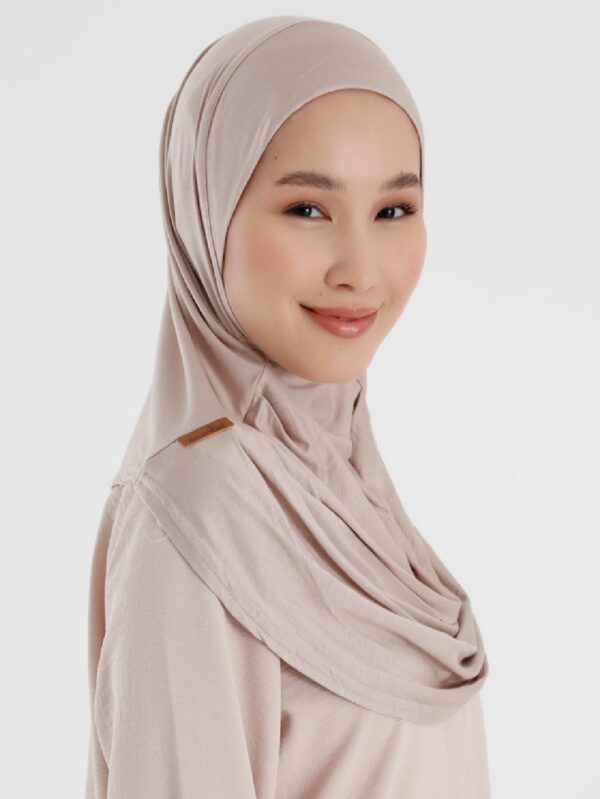 Style 1 – Plain Viscose Instant Hijab Light Mink #08 - Image 2