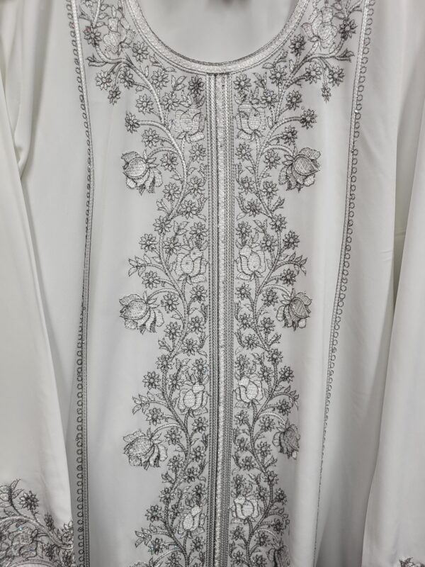 Woman Abaya (Size: Small & XL) - Image 2
