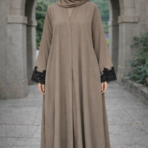 Relaxed, easy-to-wear Abaya